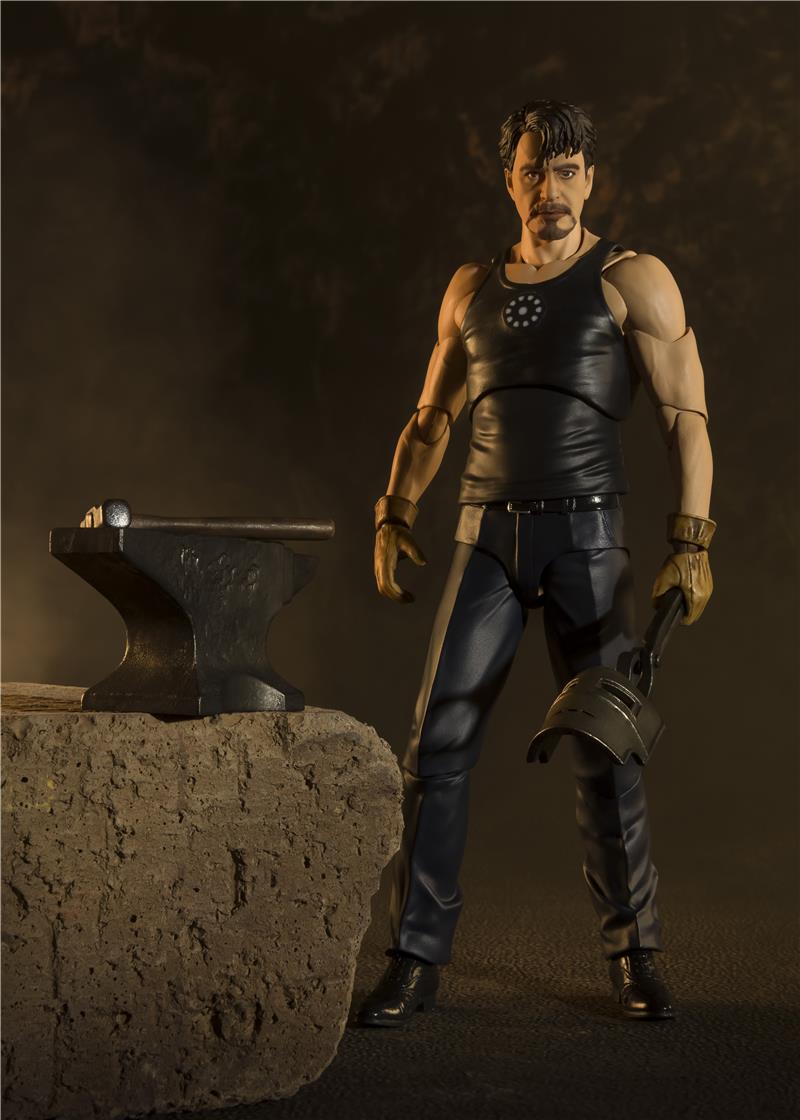 S.H. FIGUARTS - IRON MAN TONY STARK