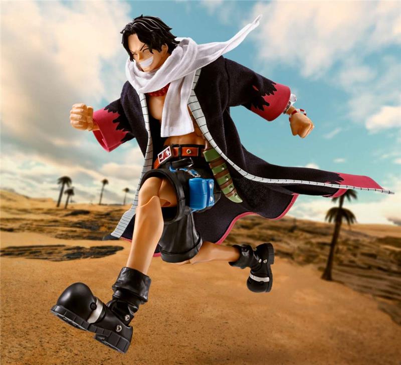 S.H. FIGUARTS - ONE PIECE PORTGAS.D.ACE FIRE FIST