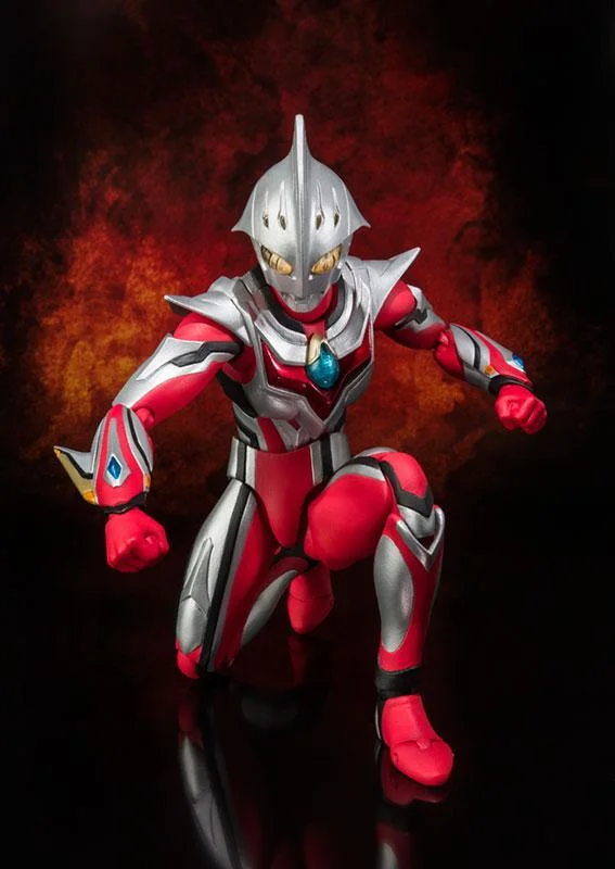 ULTRA-ACT ULTRAMAN NEXUS JUNIS