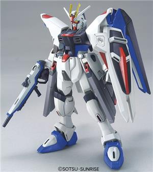 bandai-model-kit-hggs-gundam-freedom-r15