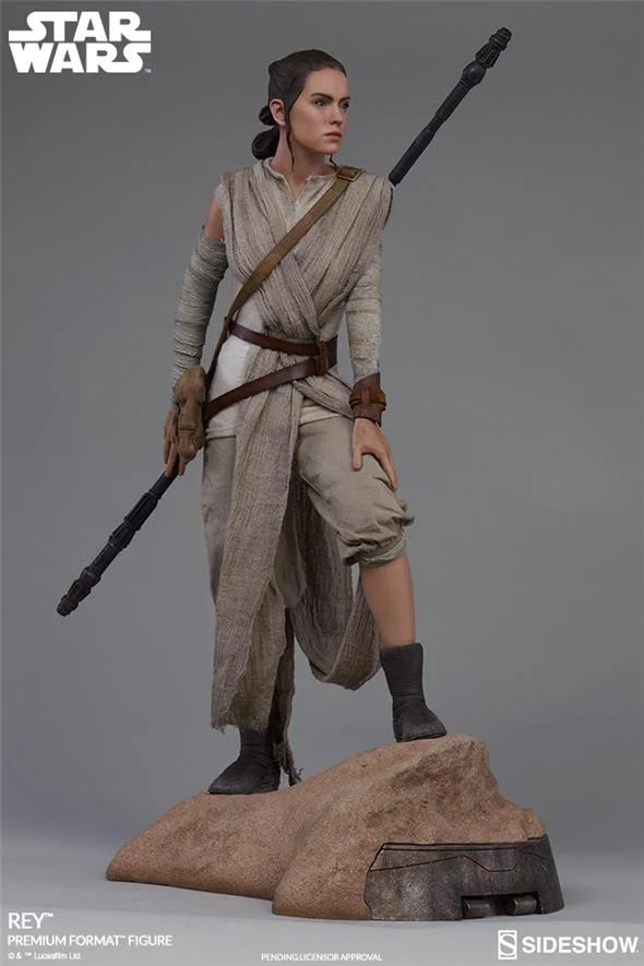 STAR WARS EP VII - REY PREMIUM FORMAT FIGURE