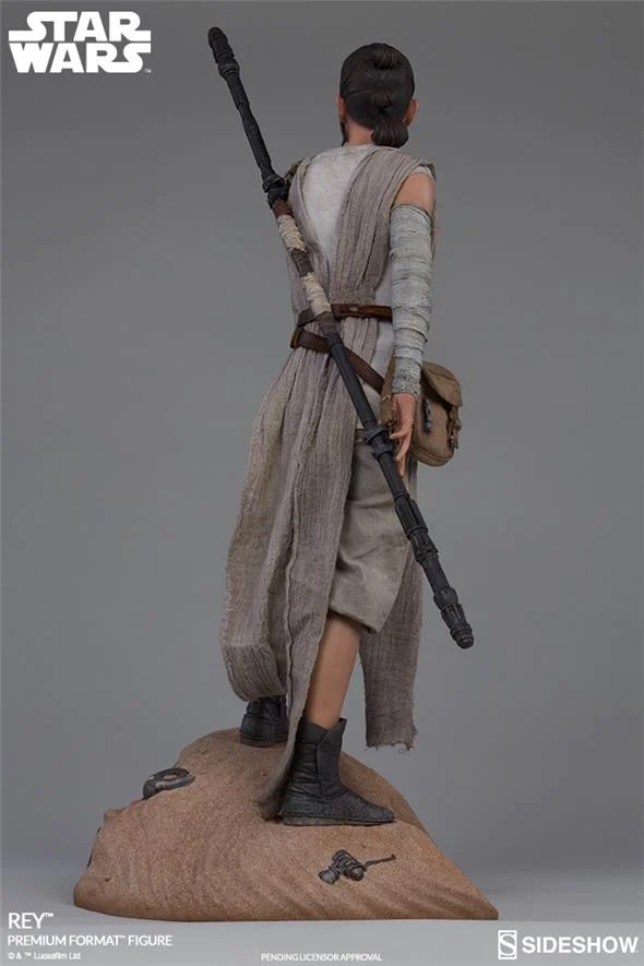 STAR WARS EP VII - REY PREMIUM FORMAT FIGURE