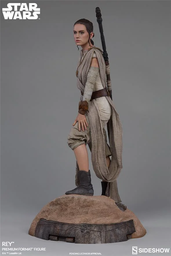 STAR WARS EP VII - REY PREMIUM FORMAT FIGURE