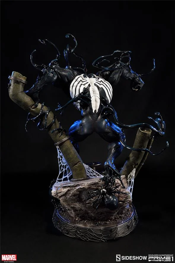 VENOM STATUE