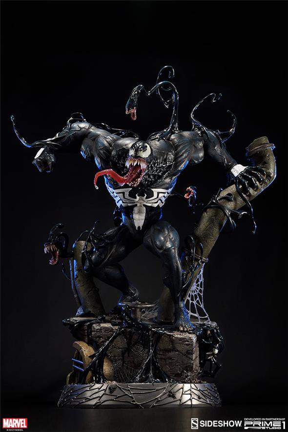 VENOM STATUE