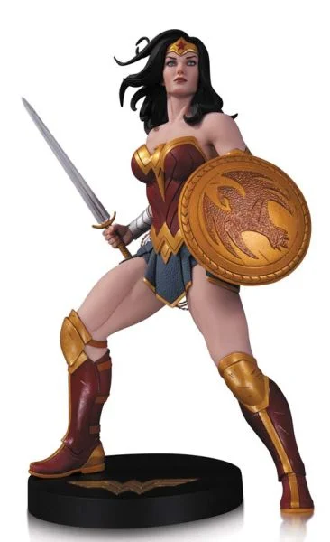 DC DESIGNER SERIES - WONDER WOMAN BY FRANK CHO STATUE