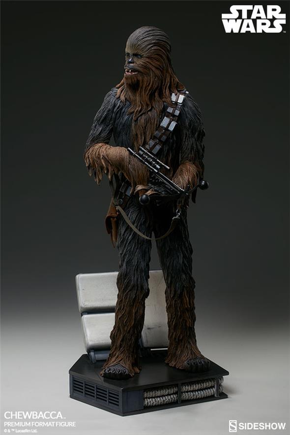 STAR WARS - CHEWBACCA PREMIUM FORMAT FIGURE