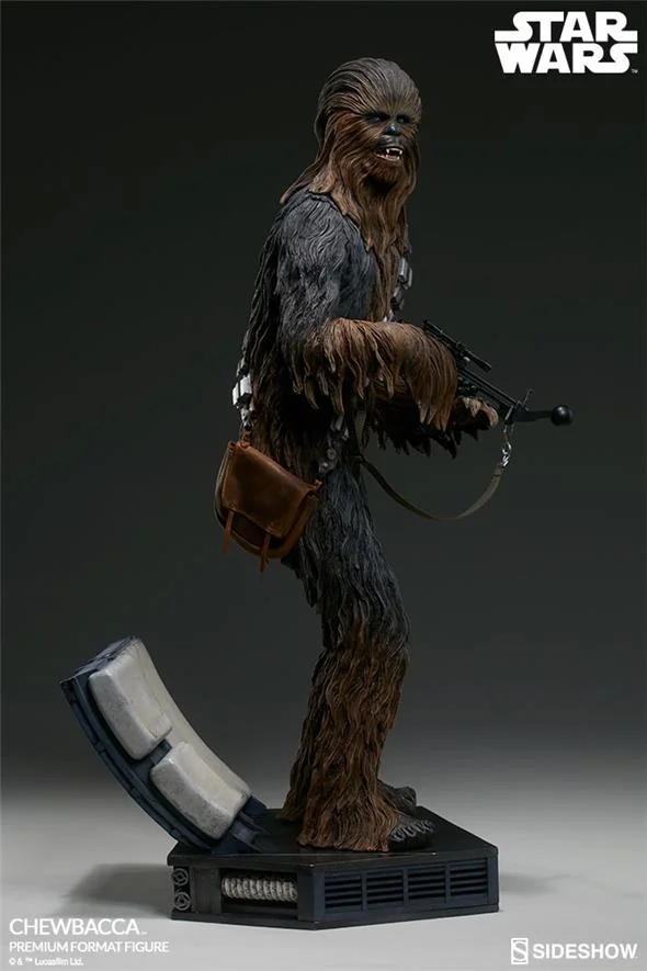 STAR WARS - CHEWBACCA PREMIUM FORMAT FIGURE