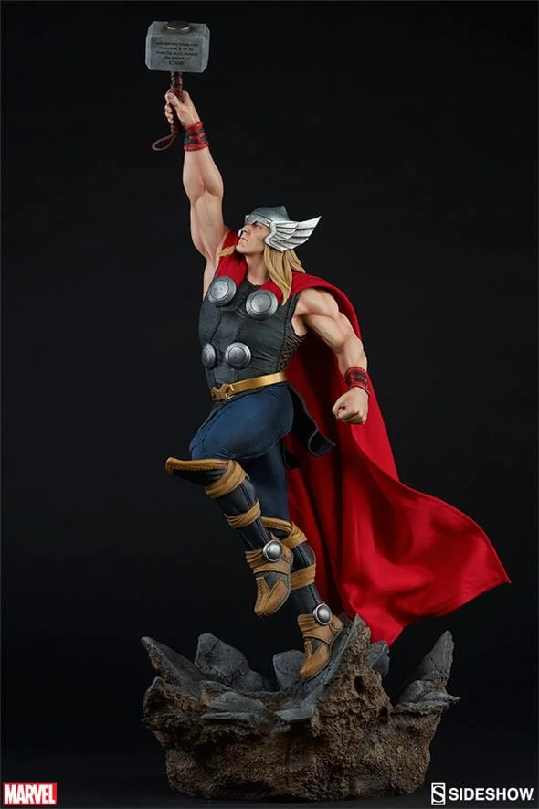 THOR AVENGERS ASSEMBLE STATUE