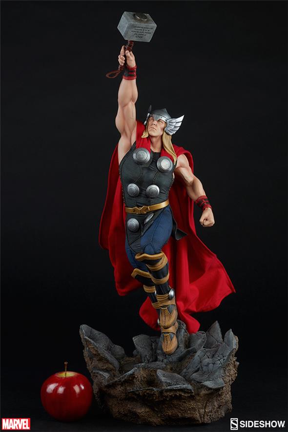 THOR AVENGERS ASSEMBLE STATUE