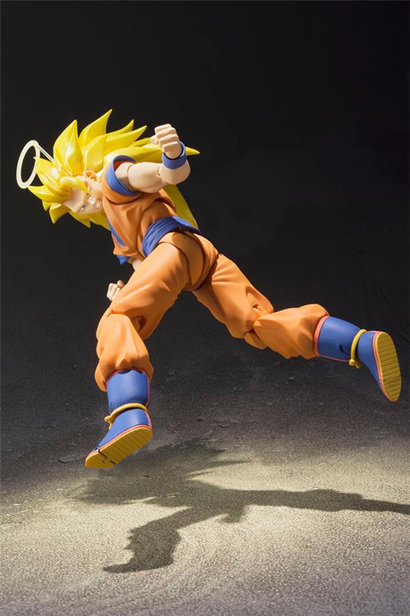 S.H. FIGUARTS - DRAGON BALL Z SUPER SAYAN 3 SON GOKU