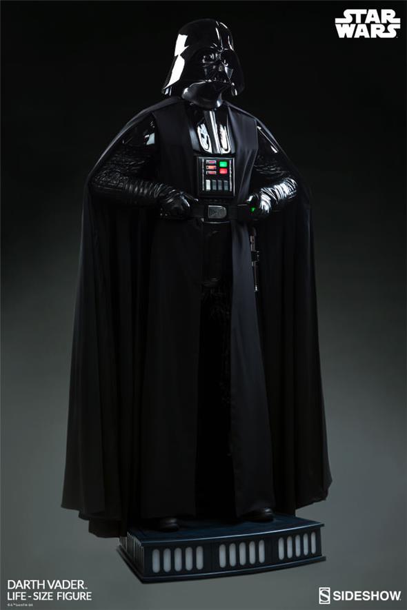 STAR WARS - DARTH VADER LIFE SIZE FIGURE