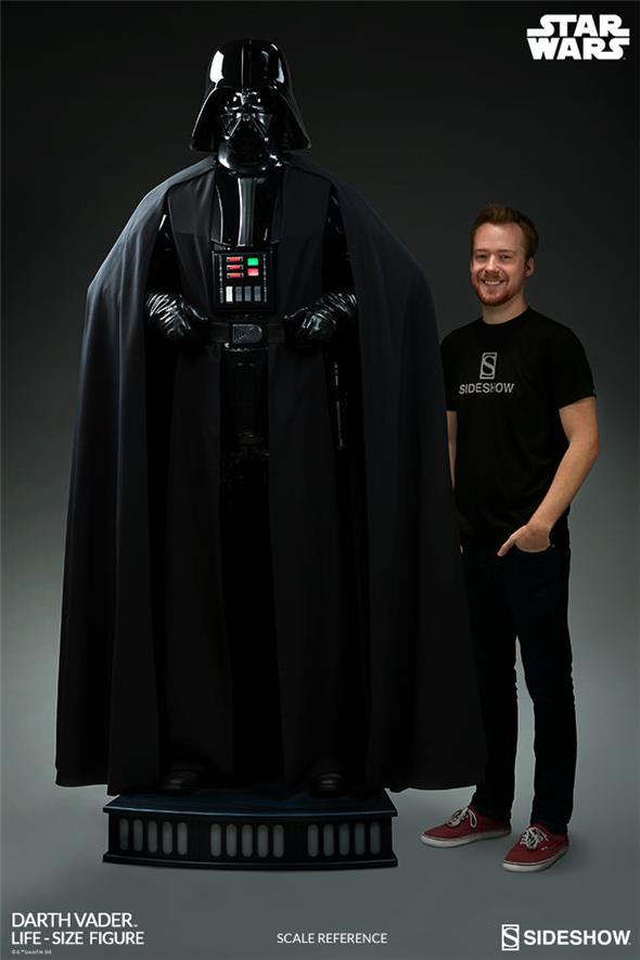 STAR WARS - DARTH VADER LIFE SIZE FIGURE