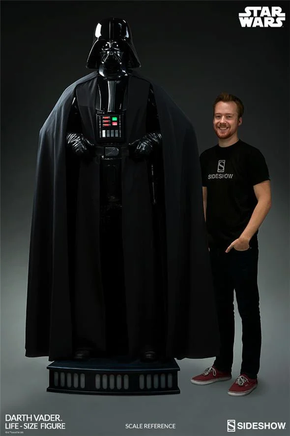 STAR WARS - DARTH VADER LIFE SIZE FIGURE