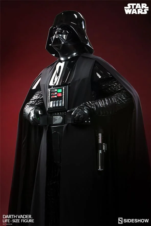 STAR WARS - DARTH VADER LIFE SIZE FIGURE