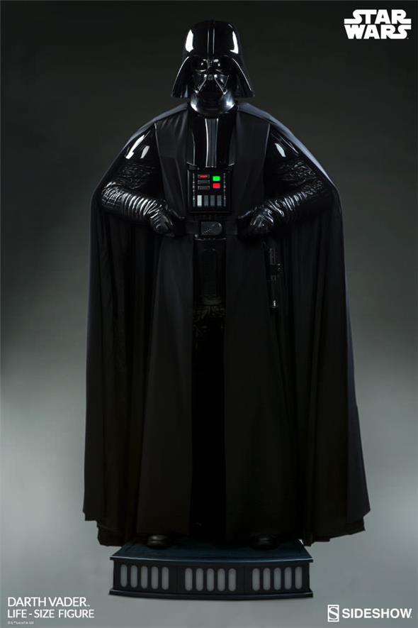 STAR WARS - DARTH VADER LIFE SIZE FIGURE
