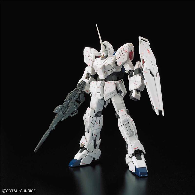 1/144 RG - 025 GUNDAM UNICORN