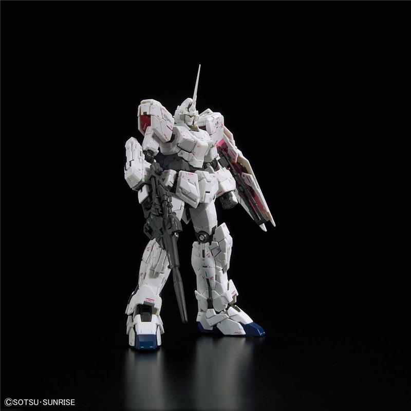 1/144 RG - 025 GUNDAM UNICORN
