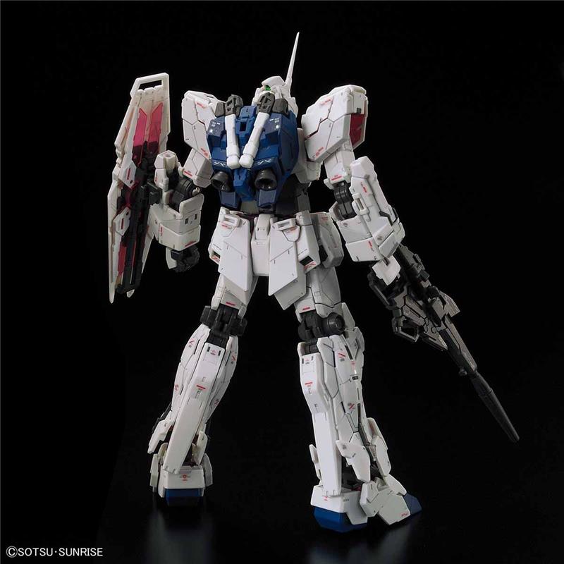 1/144 RG - 025 GUNDAM UNICORN