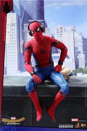 hot-toys-spider-man-homecoming
