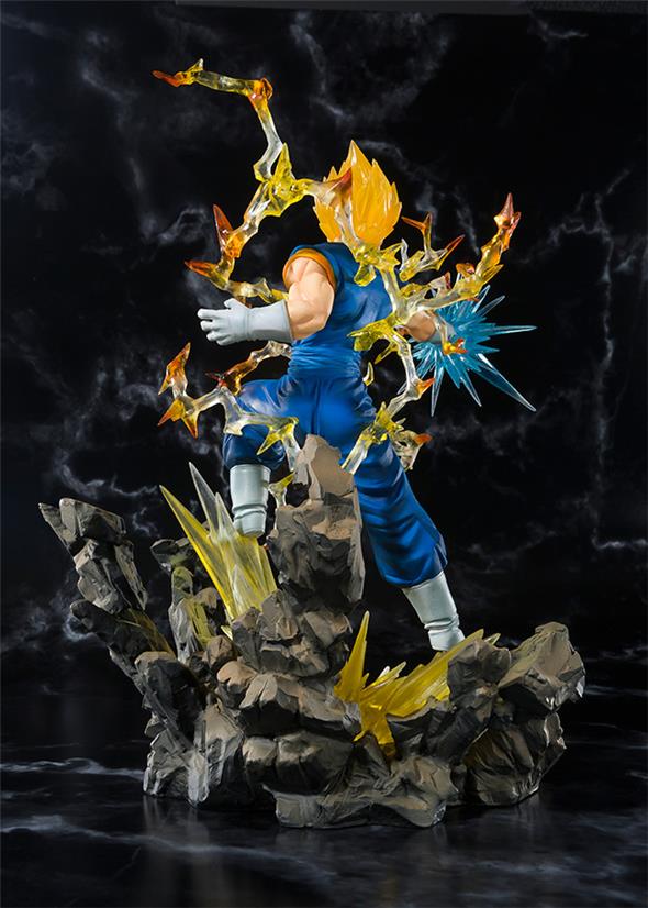 DRAGON BALL - FIGUARTS ZERO SUPER SAIYAN VEGETTO