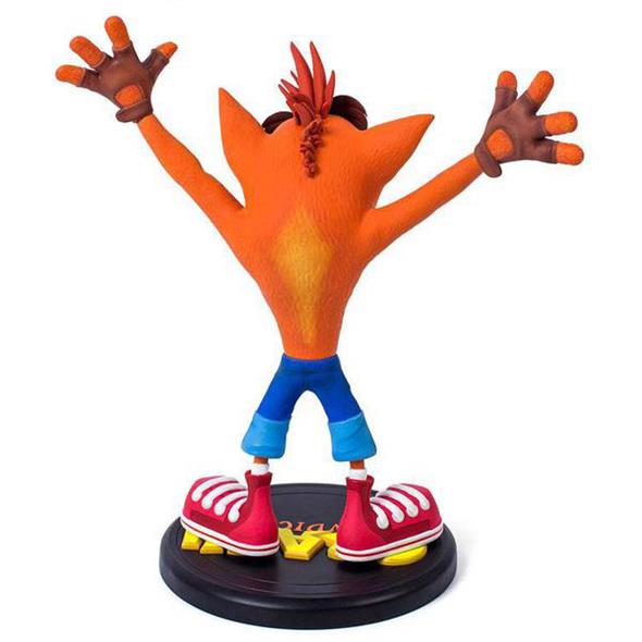 CRASH BANDICOOT STATUE