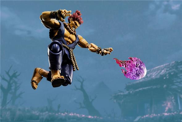 S.H. FIGUARTS - STREET FIGHTER AKUMA