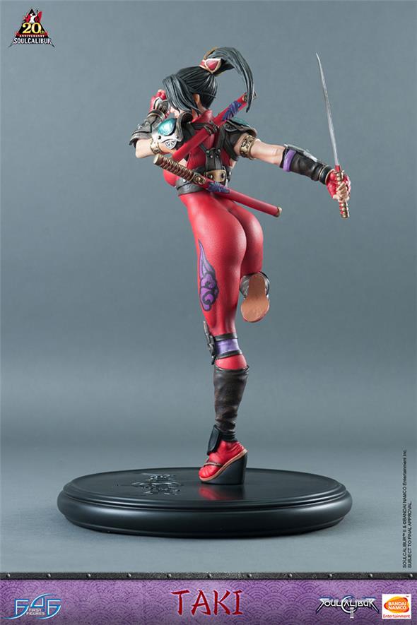 SOUL CALIBUR 2 - TAKI STATUE