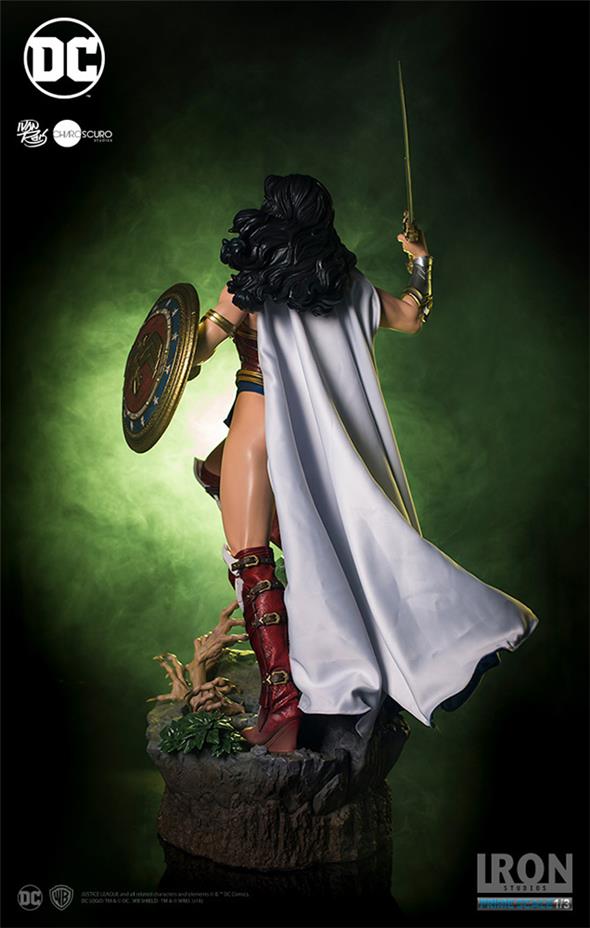 1/3 IRON STUDIOS - WONDER WOMAN PRIME STATUE