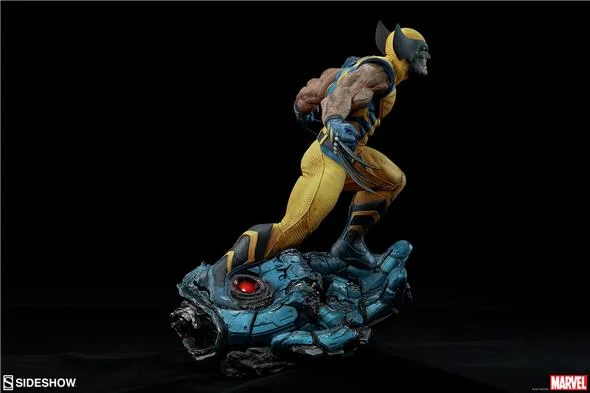 WOLVERINE PREMIUM FORMAT STATUE