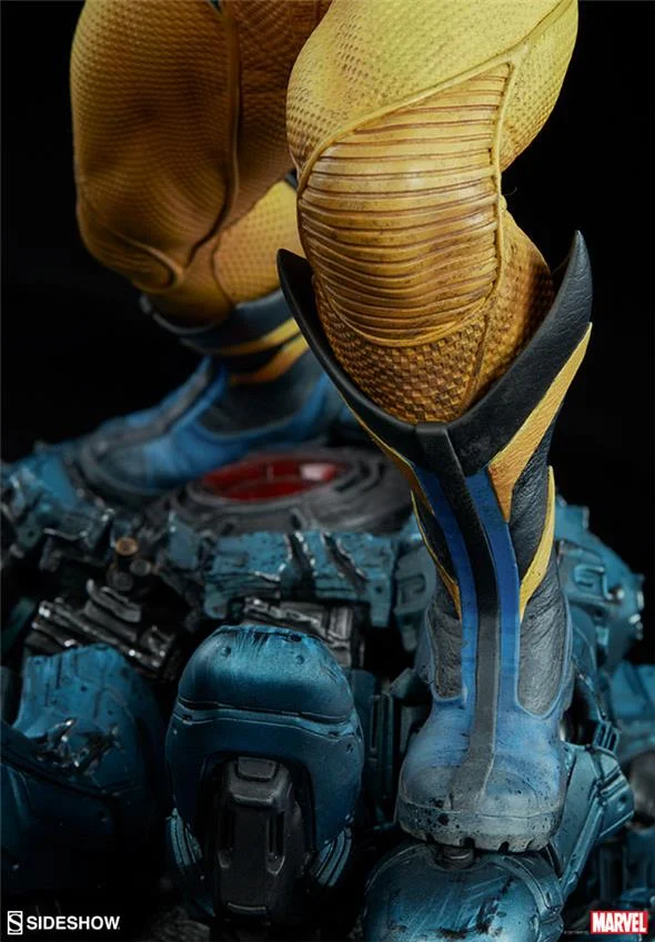 WOLVERINE PREMIUM FORMAT STATUE