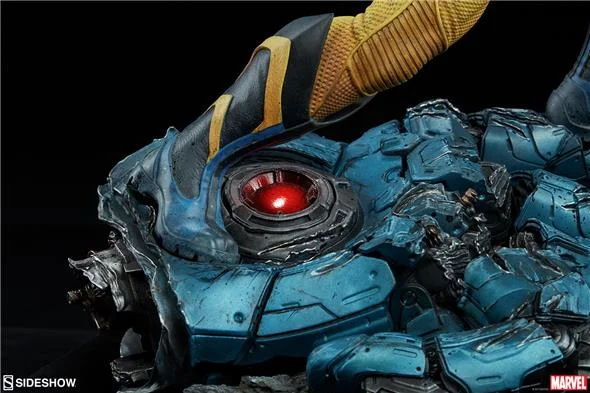 WOLVERINE PREMIUM FORMAT STATUE
