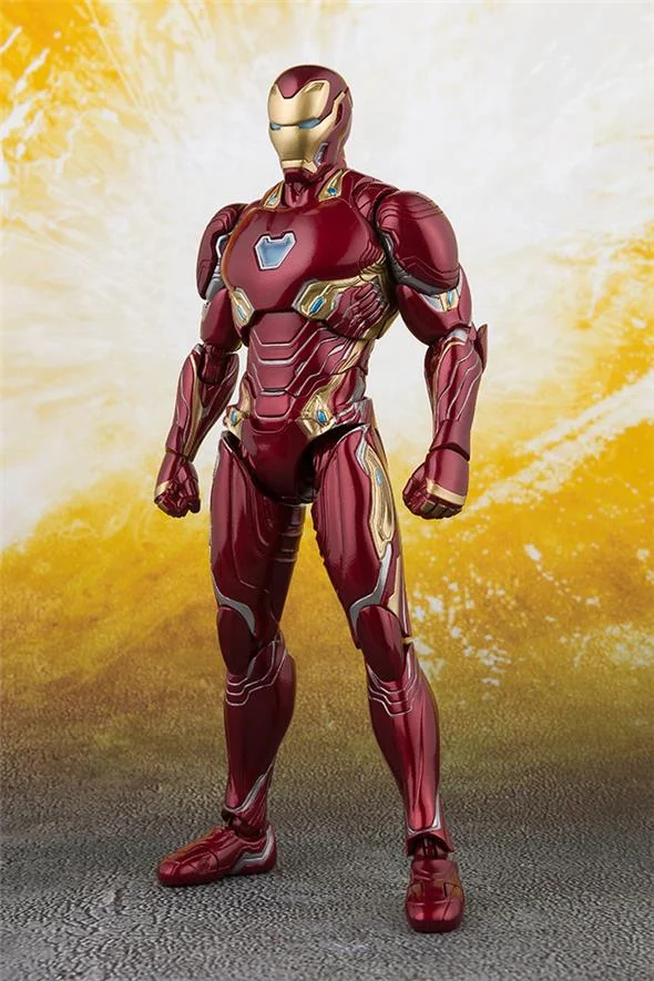 S.H. FIGUARTS - AVENGERS: INFINITY WAR IRON MAN MARK 50 & TAMASHII STAGE