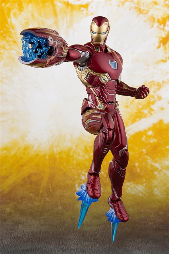 S.H. FIGUARTS - AVENGERS: INFINITY WAR IRON MAN MARK 50 & TAMASHII STAGE