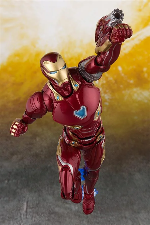 S.H. FIGUARTS - AVENGERS: INFINITY WAR IRON MAN MARK 50 & TAMASHII STAGE