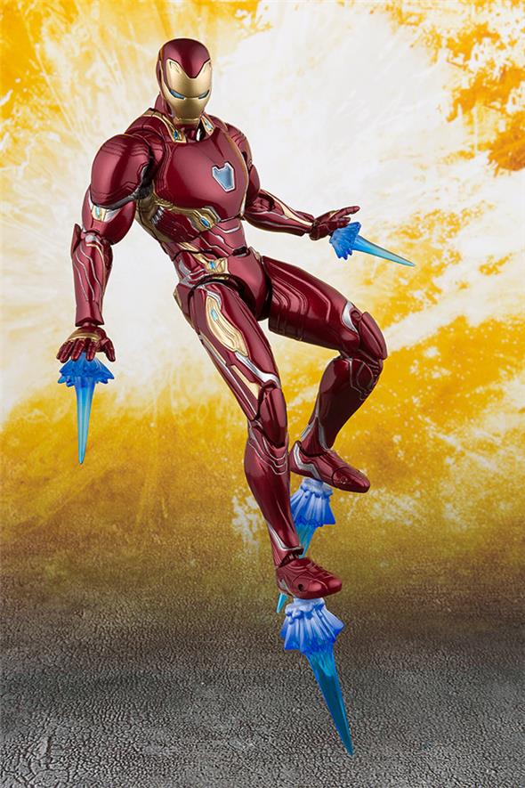 S.H. FIGUARTS - AVENGERS: INFINITY WAR IRON MAN MARK 50 & TAMASHII STAGE