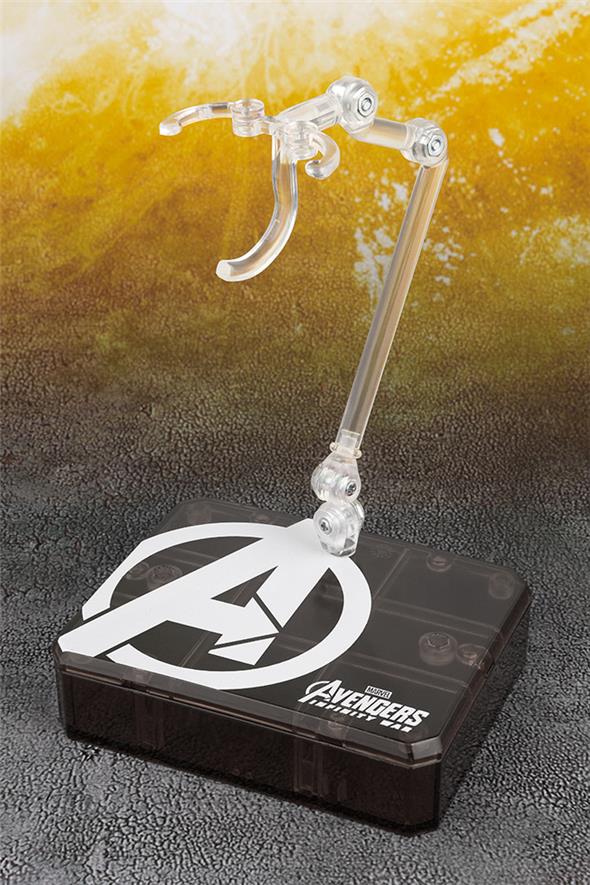 S.H. FIGUARTS - AVENGERS: INFINITY WAR IRON MAN MARK 50 & TAMASHII STAGE