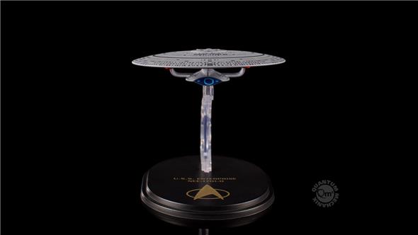 STAR TREK TNG - ENTERPRISE NCC-1701-D MINI MASTER SHIP