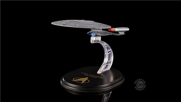 STAR TREK TNG - ENTERPRISE NCC-1701-D MINI MASTER SHIP
