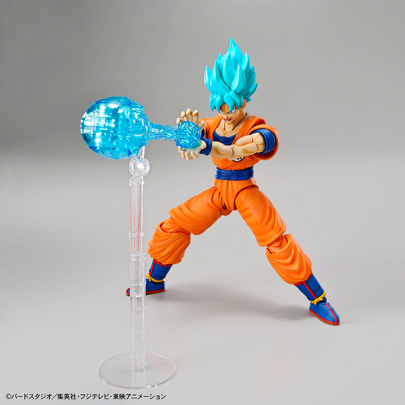 SON GOKU SUPER SAIYAN GOD