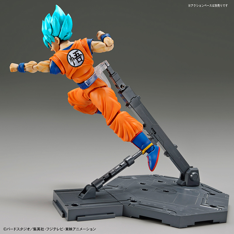 SON GOKU SUPER SAIYAN GOD