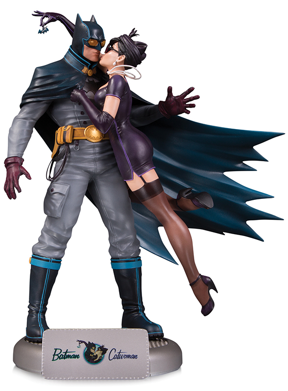 DC COMICS BOMBSHELLS - BATMAN & CATWOMAN