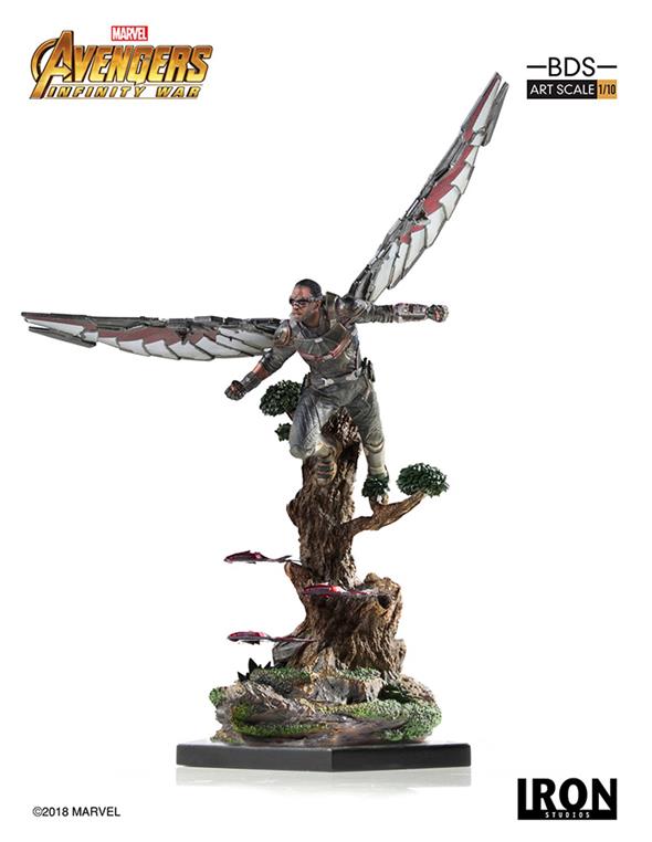1/10 IRON STUDIOS - AVENGERS I. W. FALCON ART STATUE