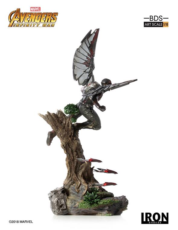 1/10 IRON STUDIOS - AVENGERS I. W. FALCON ART STATUE