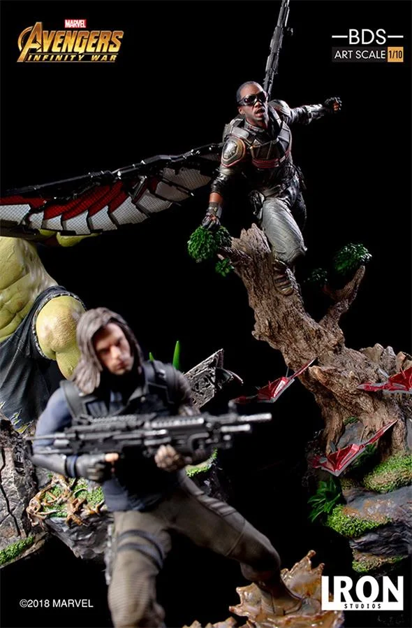 1/10 IRON STUDIOS - AVENGERS I. W. FALCON ART STATUE