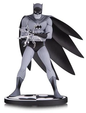 dc-direct-direct-batman-blackandwhite-batman-by-jiro-kuwata-statue