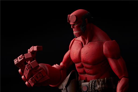 1/12 1000TOYS - HELLBOY