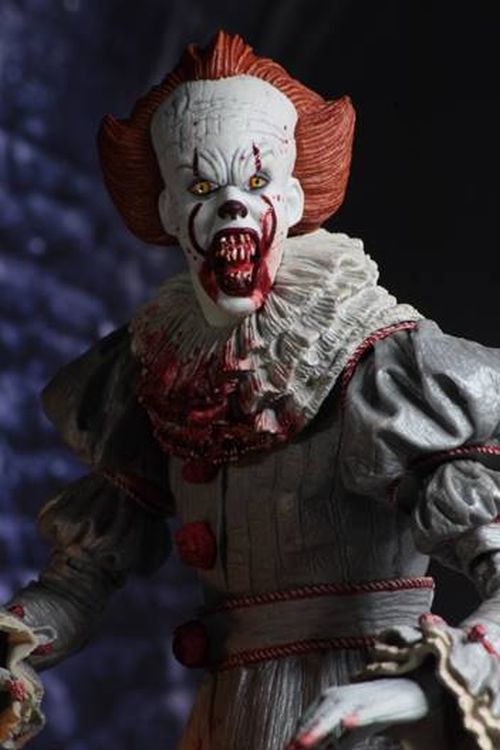NECA - IT ULTIMATE PENNYWISE I HEART DERRY