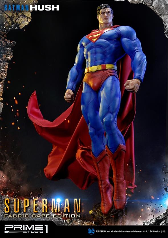 DC COMICS: BATMAN HUSH - FABRIC CAPE EDITION SUPERMAN STATUE