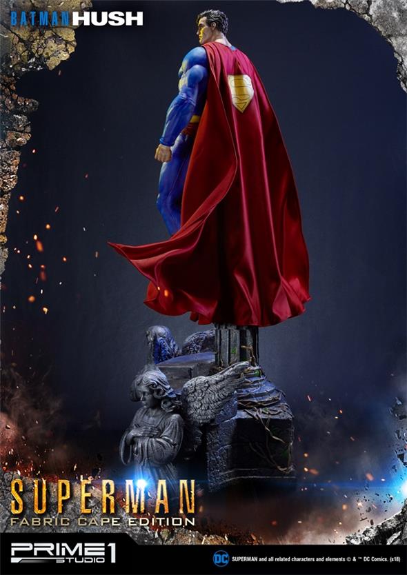 DC COMICS: BATMAN HUSH - FABRIC CAPE EDITION SUPERMAN STATUE